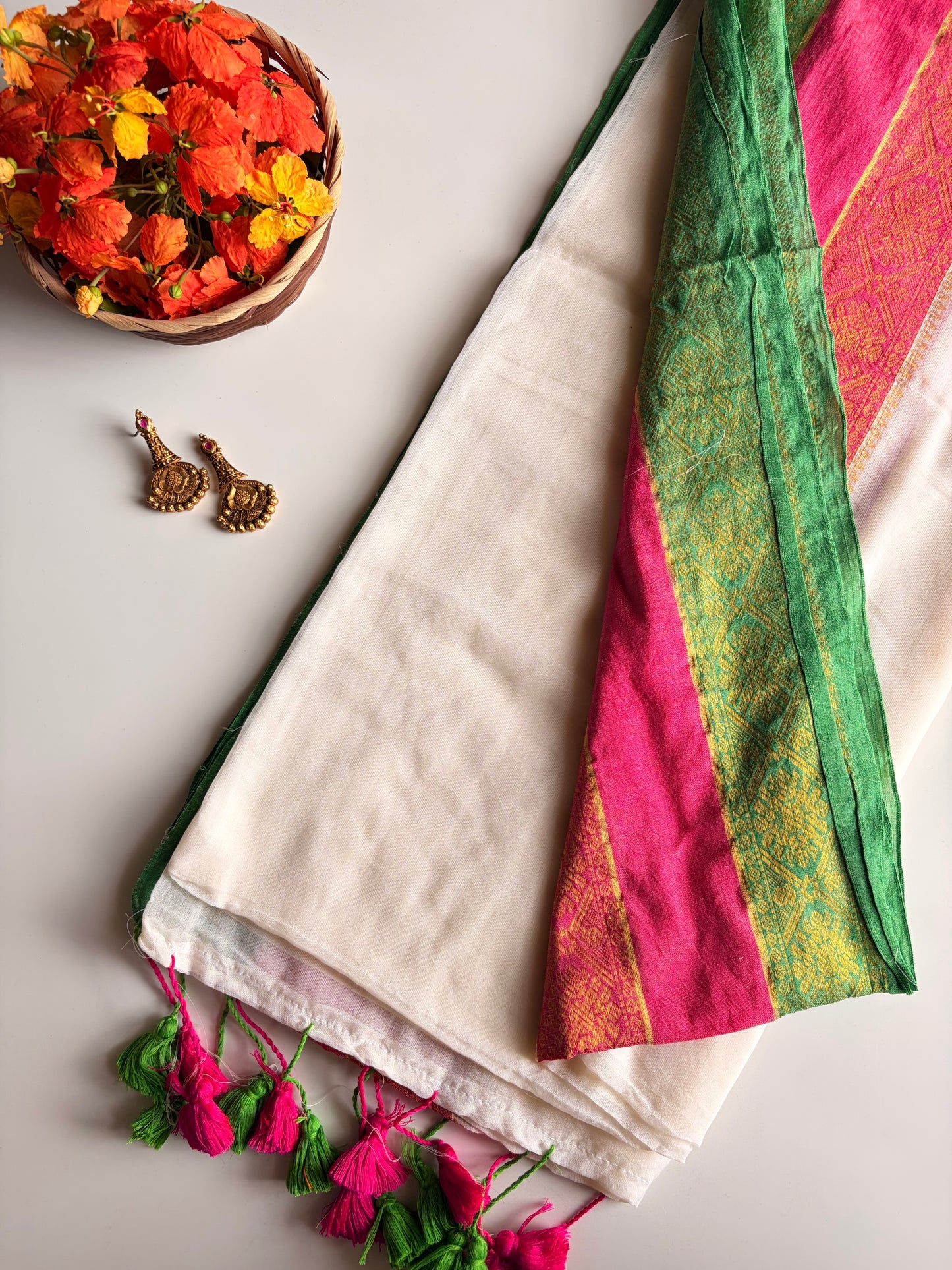 Kerala Mul Cotton Saree