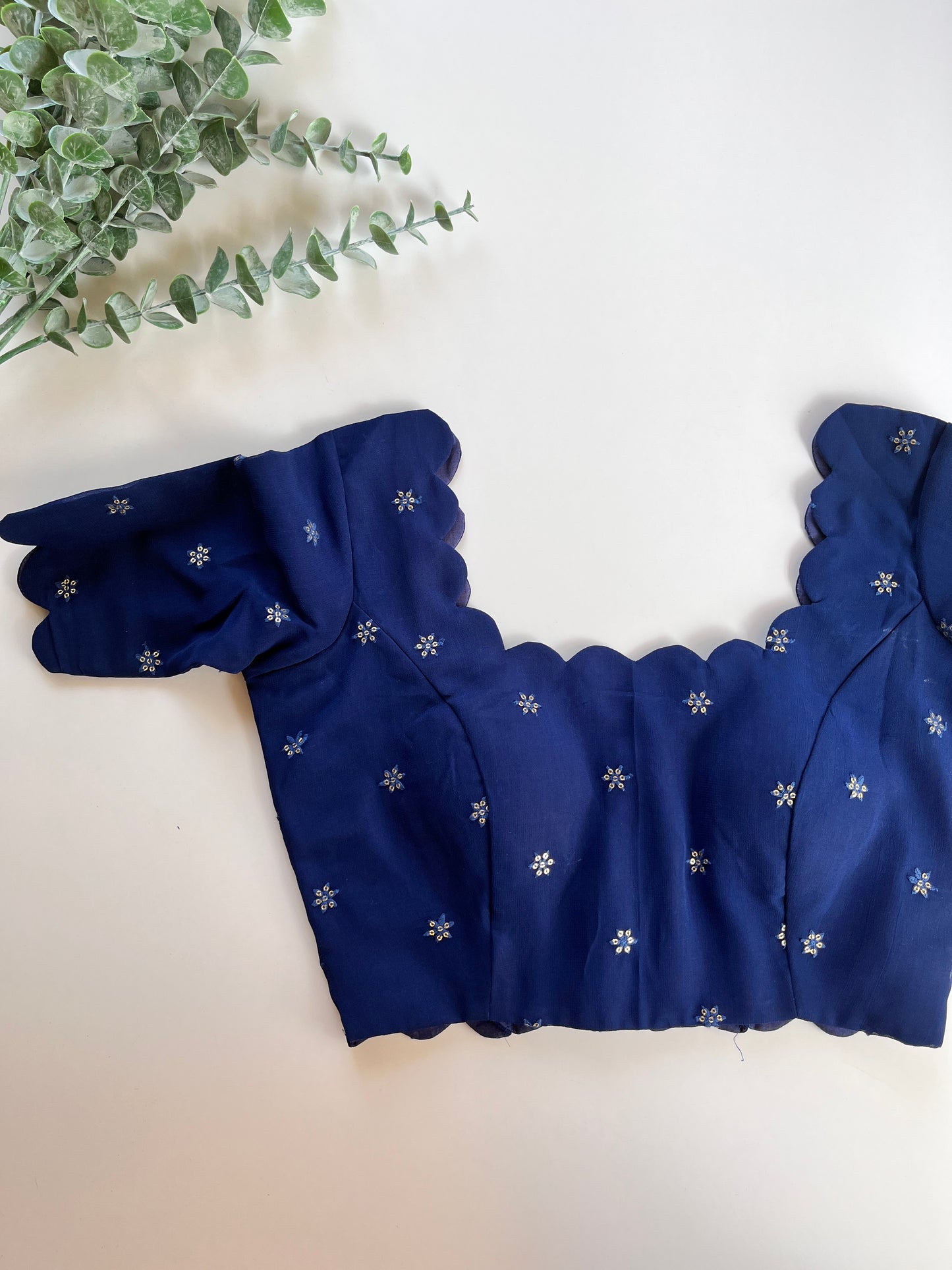 Blue Mul Cotton saree & Navy Scallop blouse