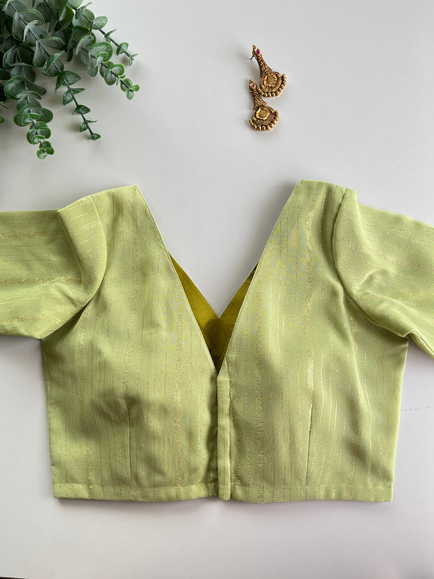Zoya Blouse in Light Pastel Green
