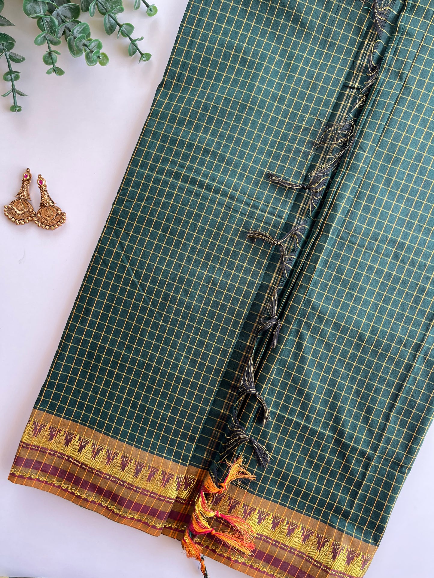 Kattam Saree in Dark Green