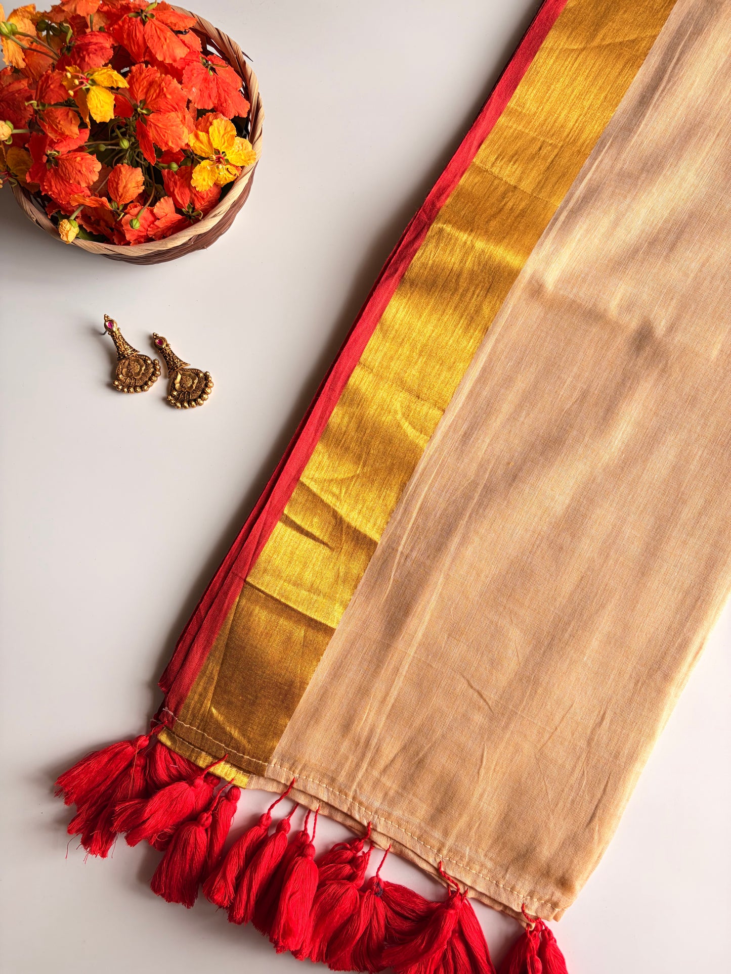 Kerala Mul Cotton Saree