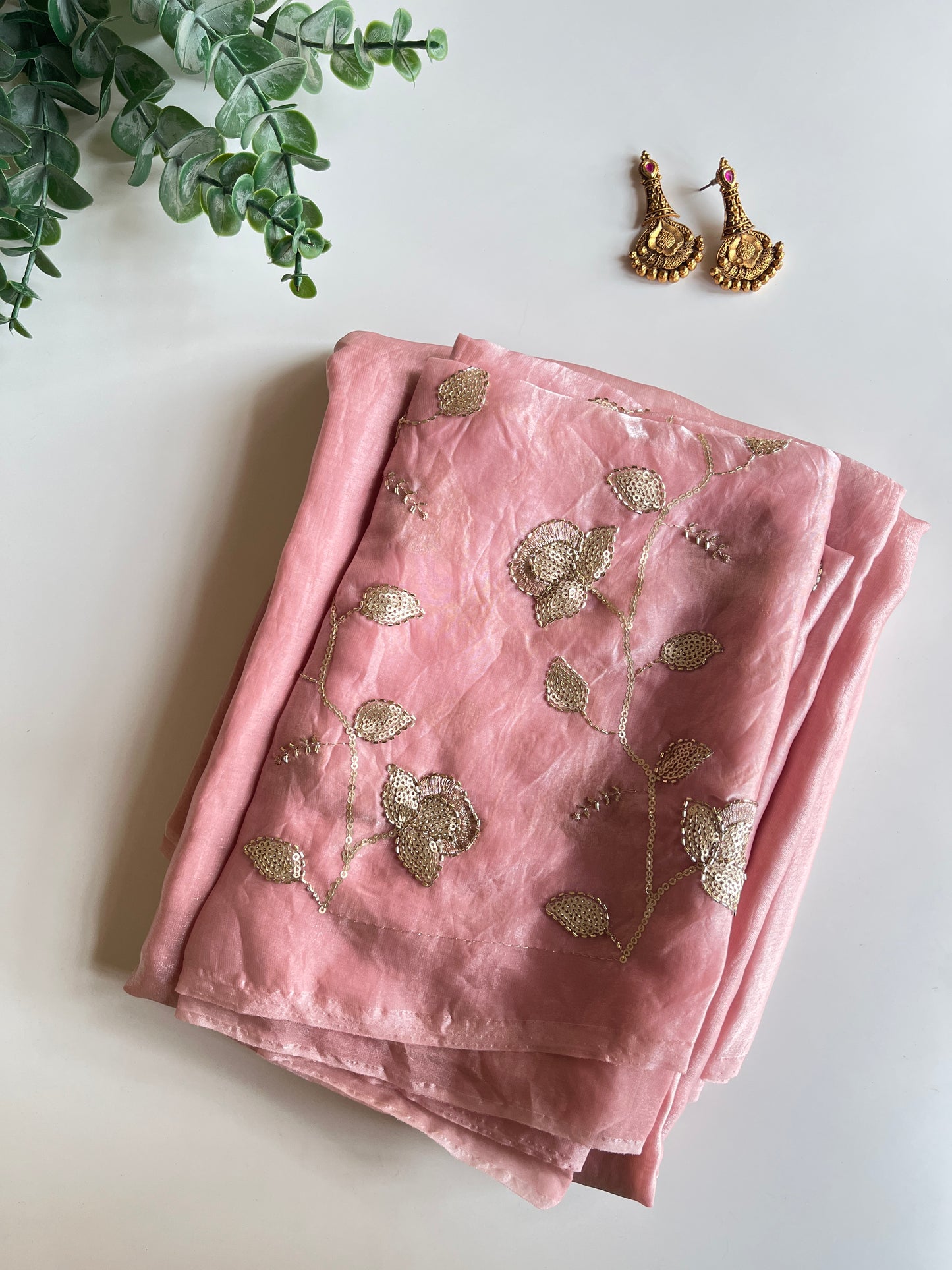 Huda in Pastel Pink