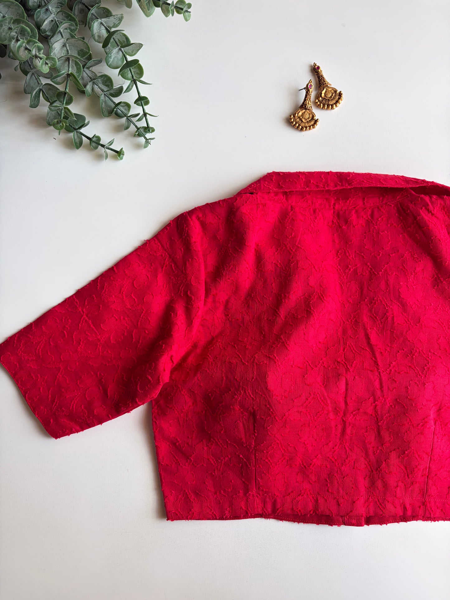 Red Collar Blouse
