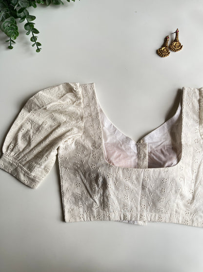 White Hakoba blouse