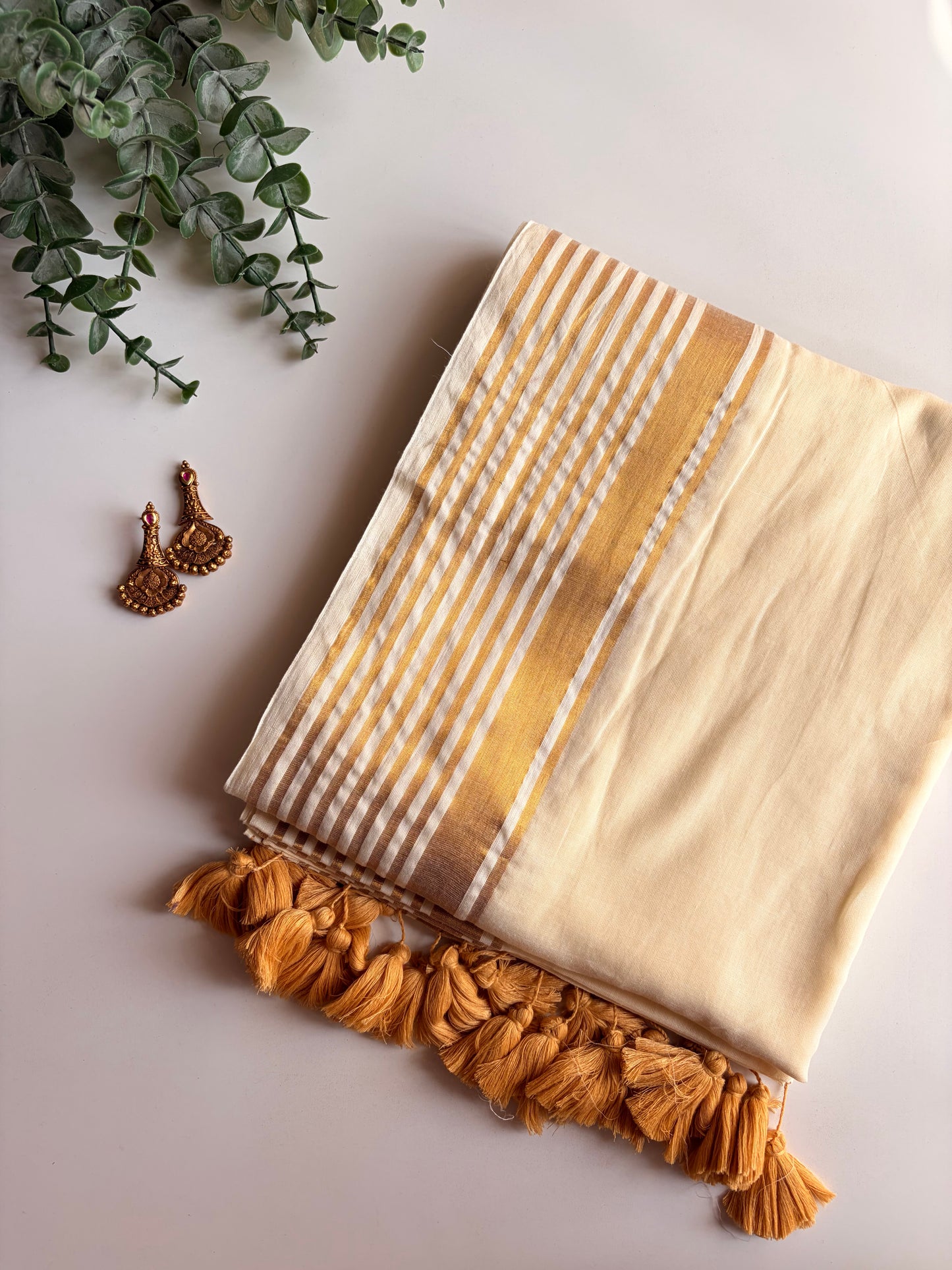 Kerala Mul Cotton Saree