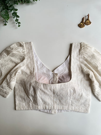 White Hakoba blouse
