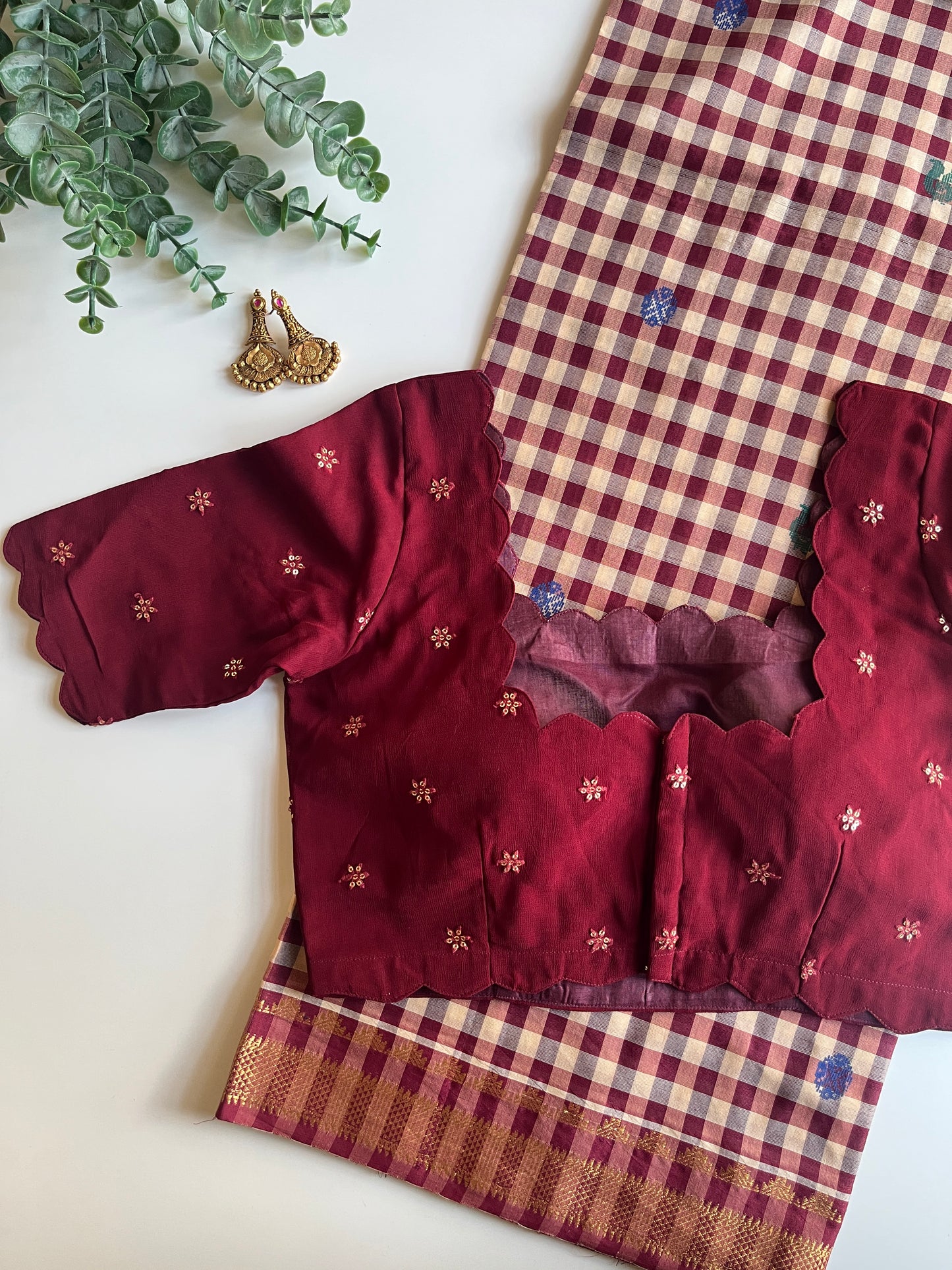 Check Saree & Maroon Scallop Blouse