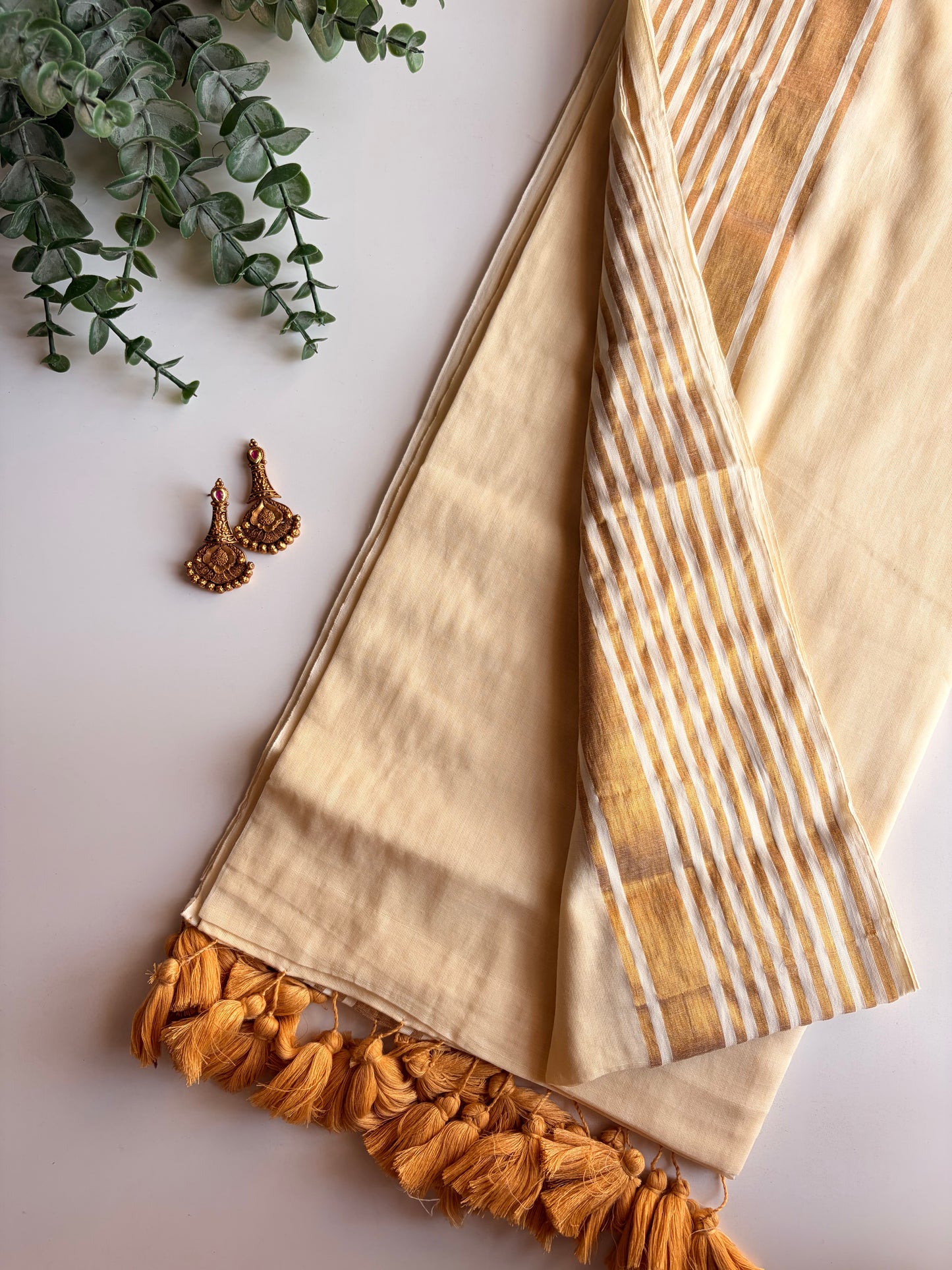 Kerala Mul Cotton Saree