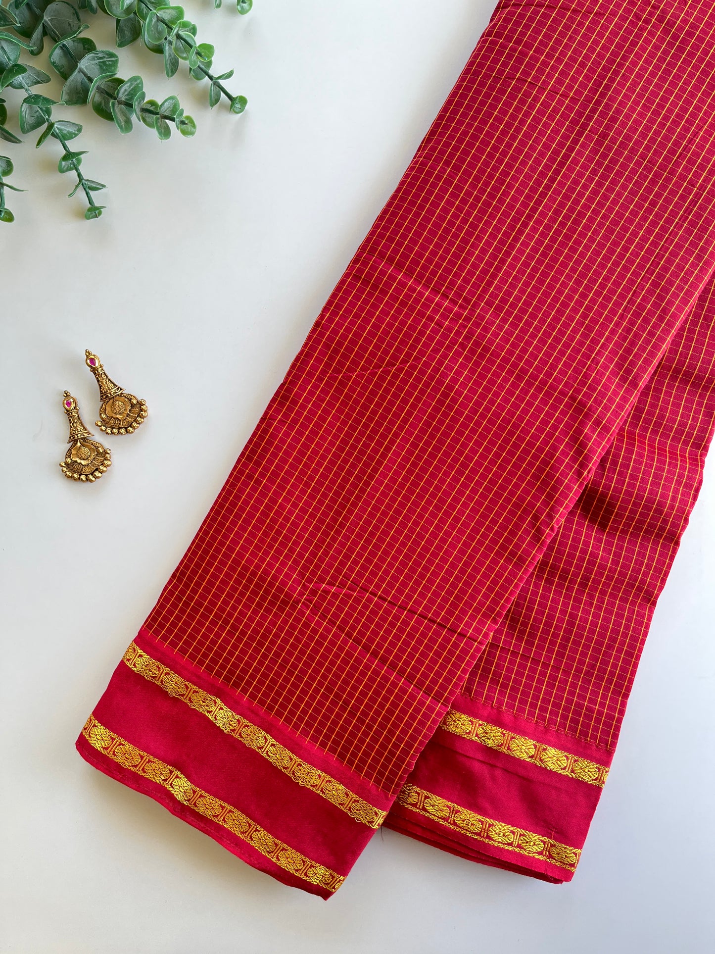 Kattam Saree in Maroon