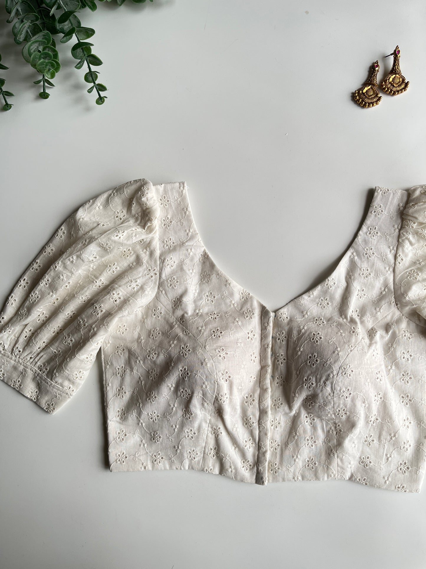 White Hakoba blouse