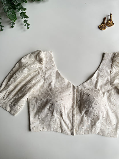 White Hakoba blouse