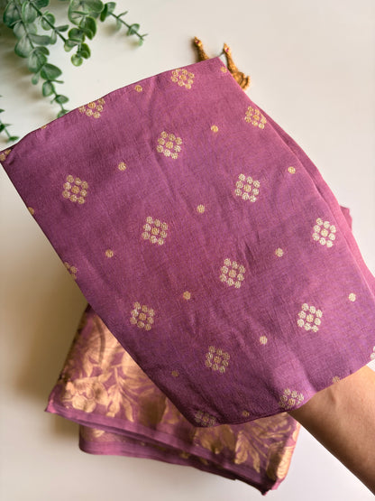 Aanya in Mauve