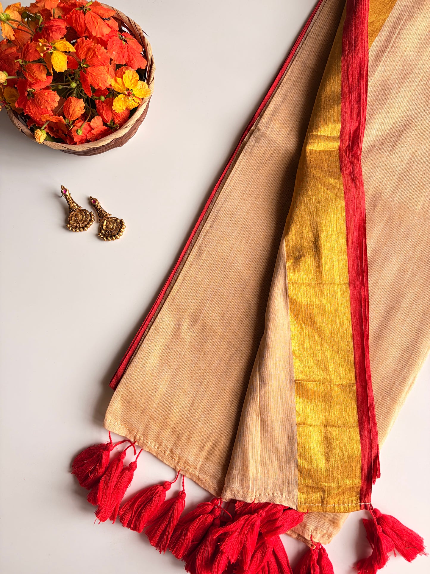 Kerala Mul Cotton Saree