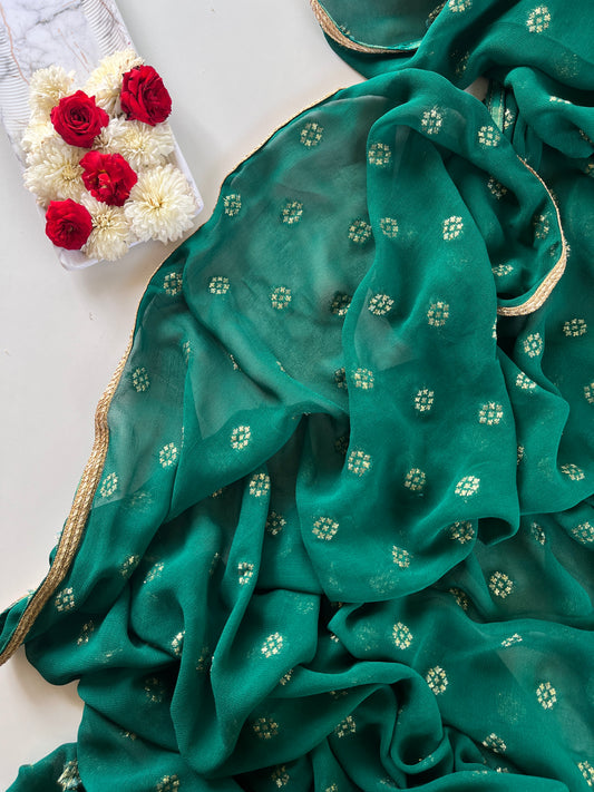 Inaya in Green