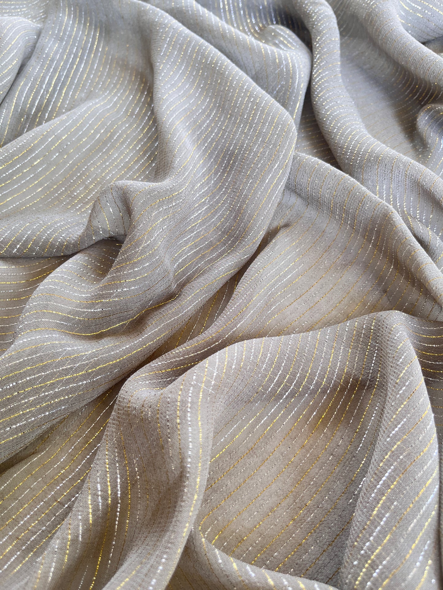 Ziah in Light Grey