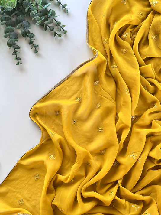 Farah in Yellow